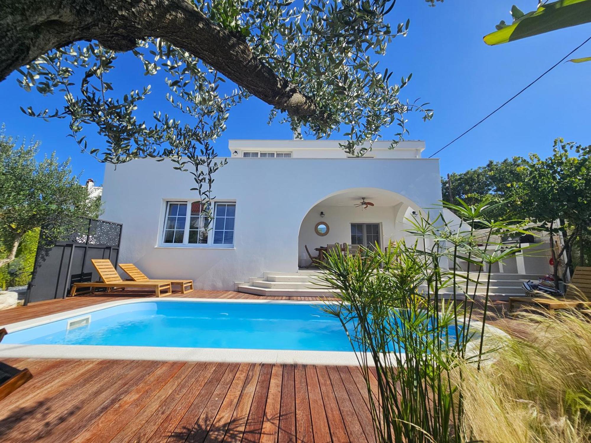 The Three Flowers Pool House Trogir Bagian luar foto
