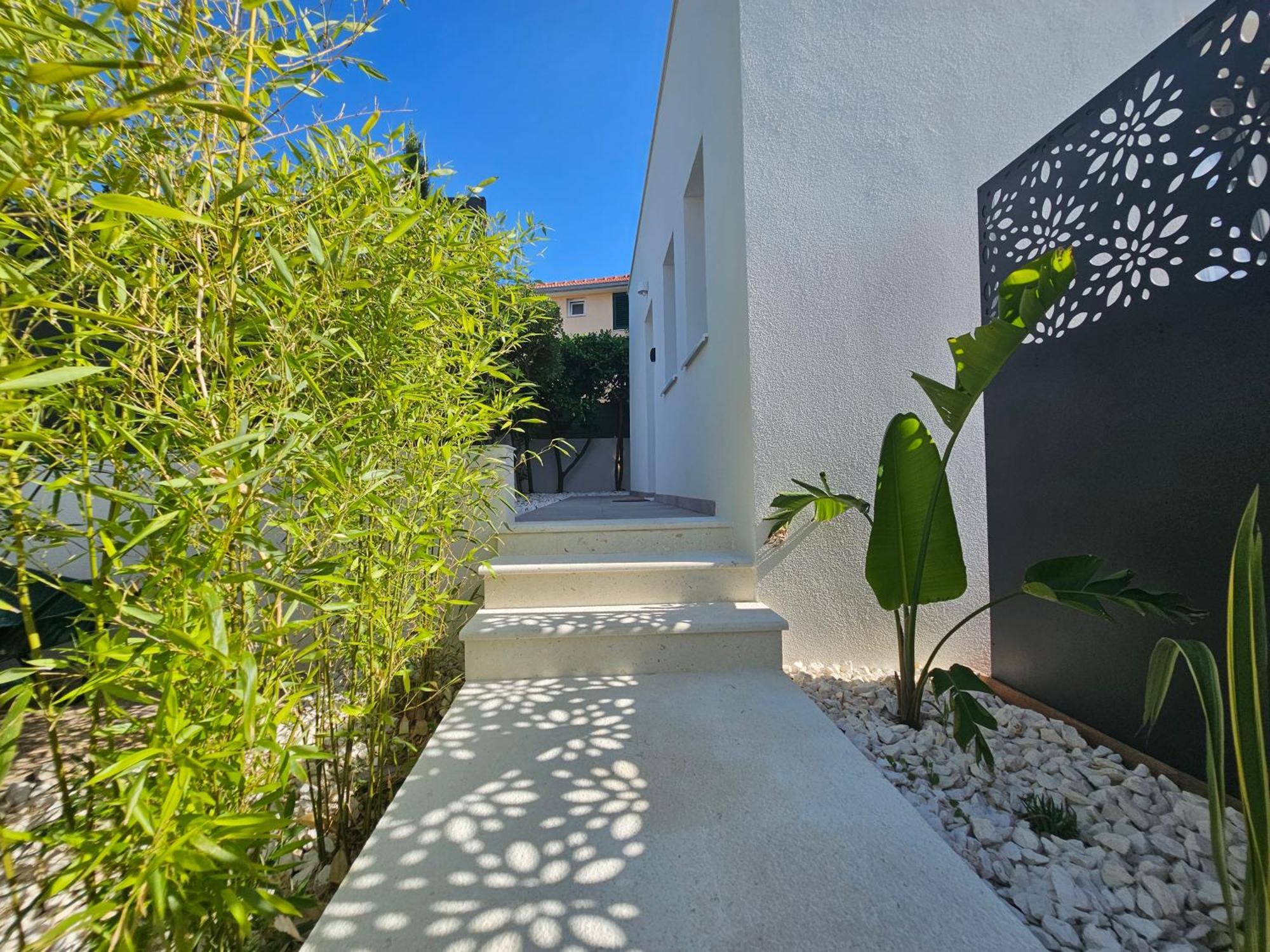 The Three Flowers Pool House Trogir Bagian luar foto