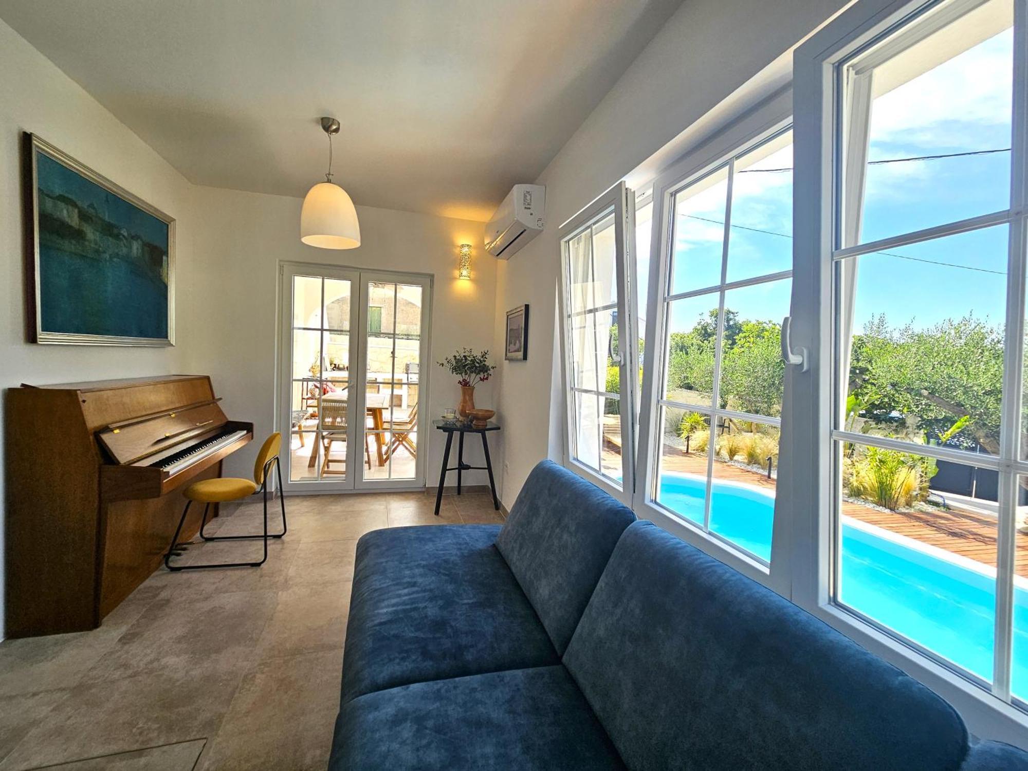 The Three Flowers Pool House Trogir Bagian luar foto