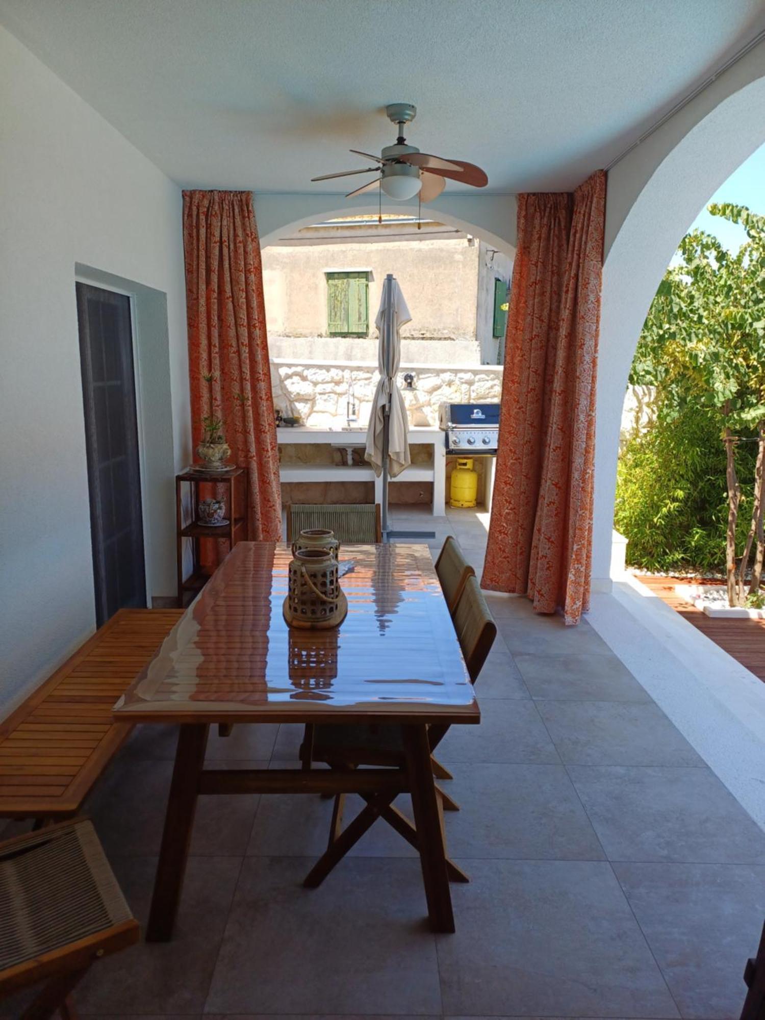 The Three Flowers Pool House Trogir Bagian luar foto